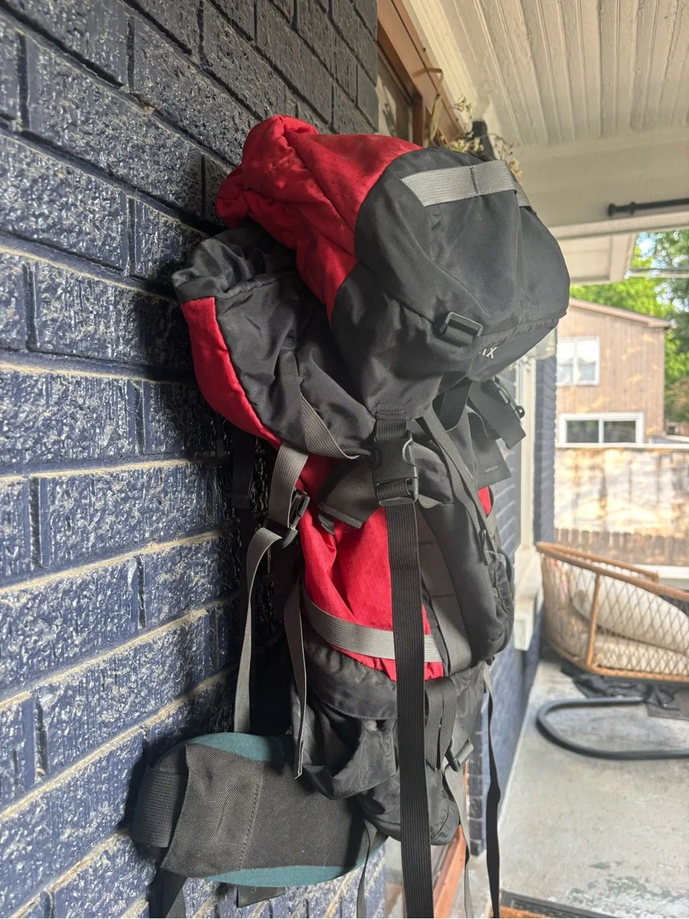 Arc'teryx Bora 65 backpack black red large hiking camping travel